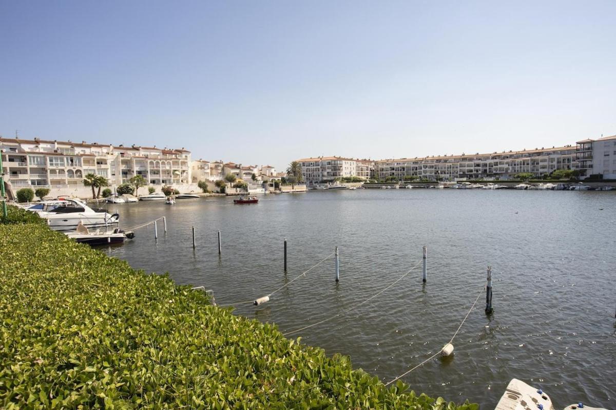 1005 Apartamento Con Vistas Al Lago San Maurici By Homeselectspain Empuriabrava Dış mekan fotoğraf